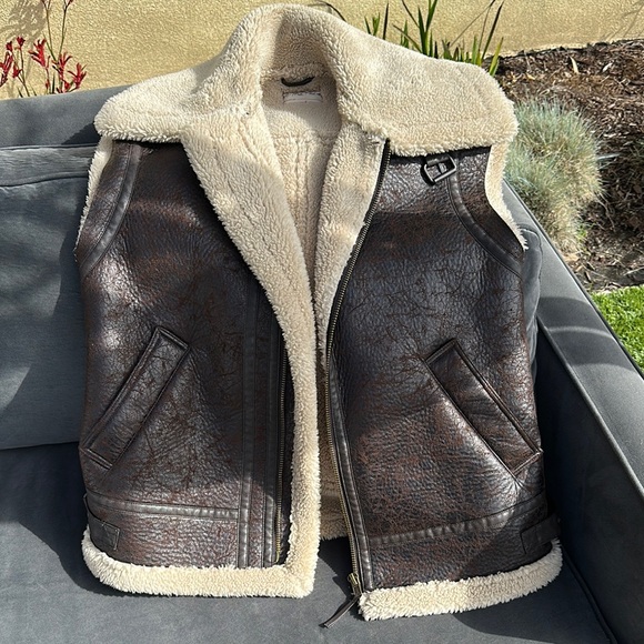 Women’s Free People Brown Shearling Leather Vest - Picture 1 of 4